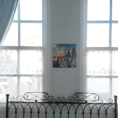 Hotel Mimosa House *