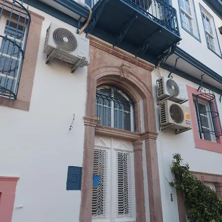 Mimosa House Hotel *